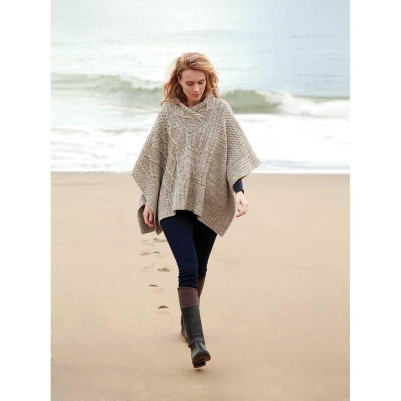 Irischer Aran Poncho - 100% Merinowolle Patchwork Cowl Cape Damen