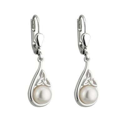 Earrings Celtic knot drop shape with pearl