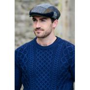 Patchwork Cap, grey-red checkered