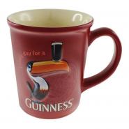 Gro&szlig;e Tasse mit Guinness-Tukan, rot