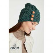 Knitted hat with bobble, petrol